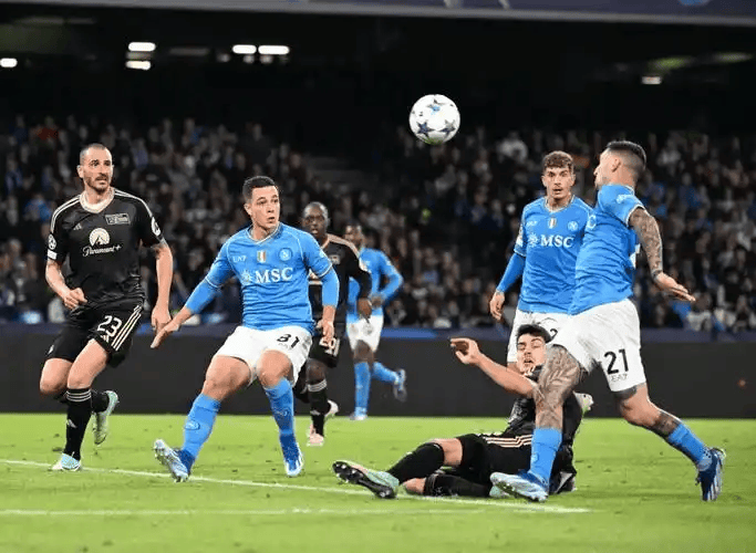 周五009焦点！意甲：那不勒斯VS都灵，主场不败VS换帅劲旅，复仇大战一触即发